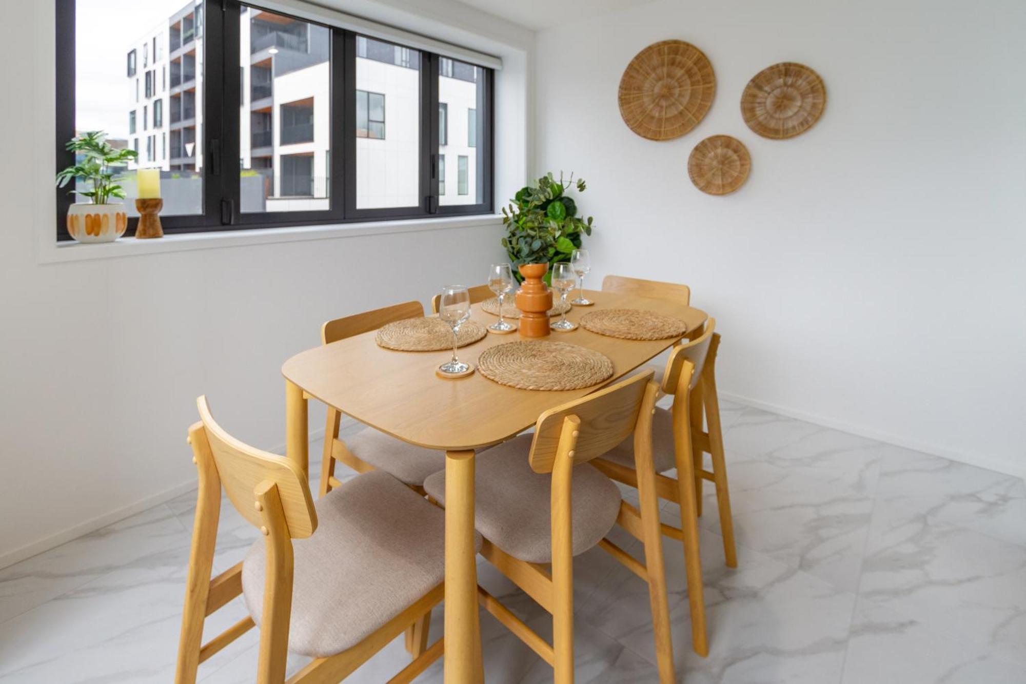 Modern City Lifestyle: 2 Bedroom 1 Bath Christchurch Exteriör bild