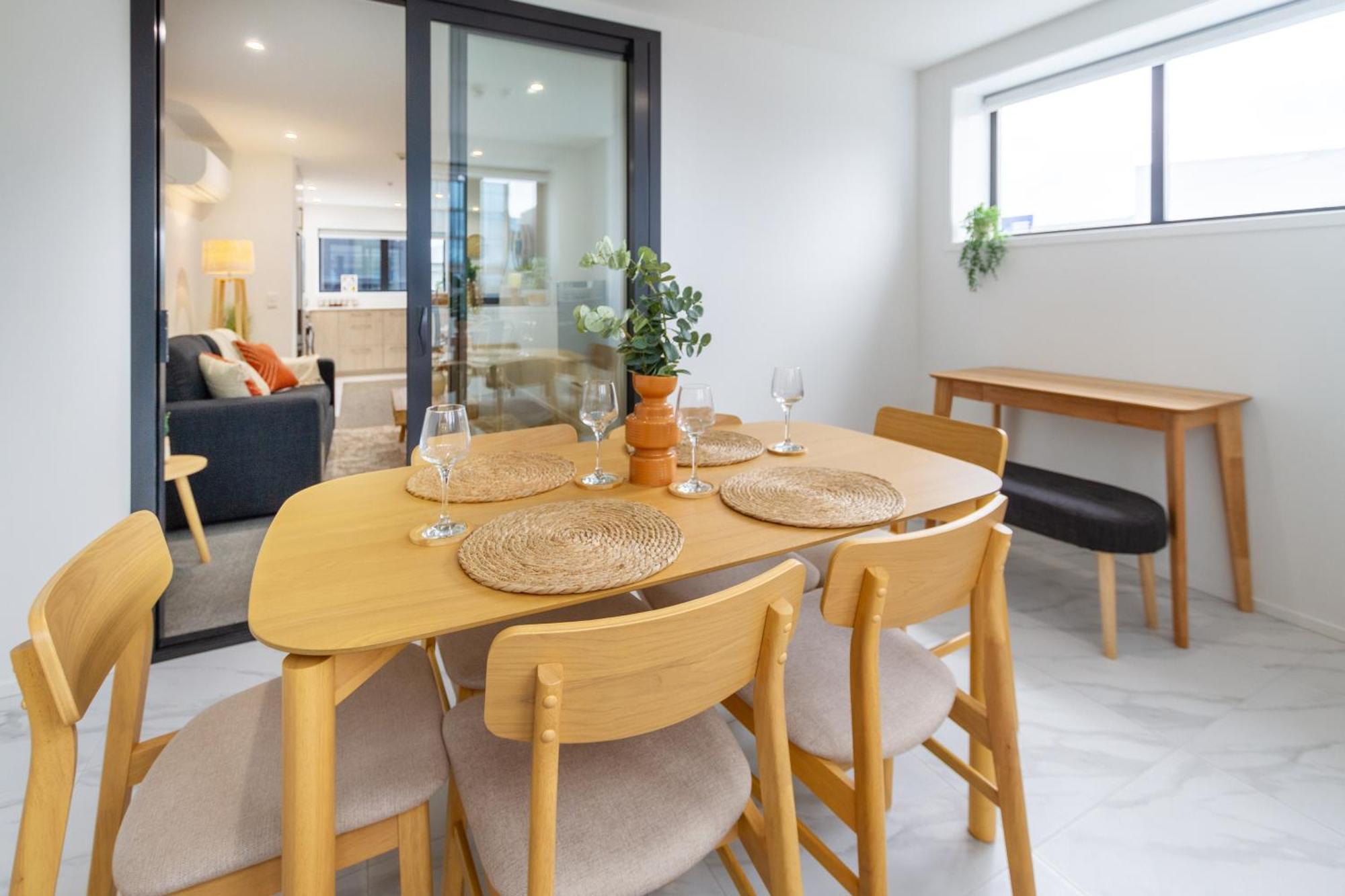 Modern City Lifestyle: 2 Bedroom 1 Bath Christchurch Exteriör bild