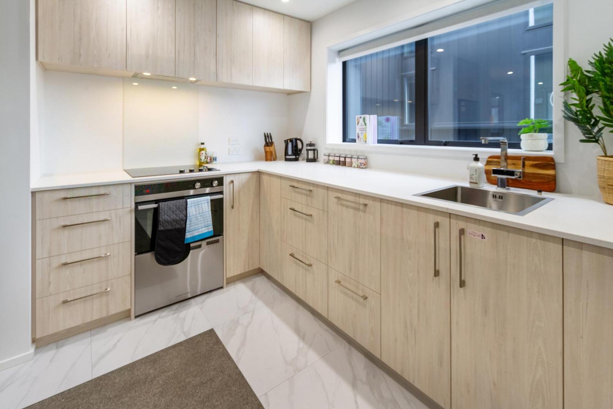 Modern City Lifestyle: 2 Bedroom 1 Bath Christchurch Exteriör bild