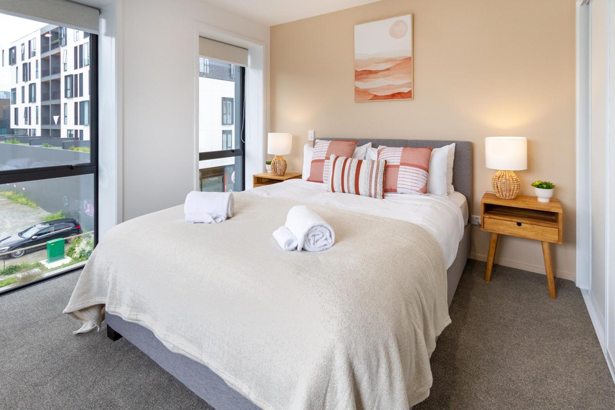 Modern City Lifestyle: 2 Bedroom 1 Bath Christchurch Exteriör bild